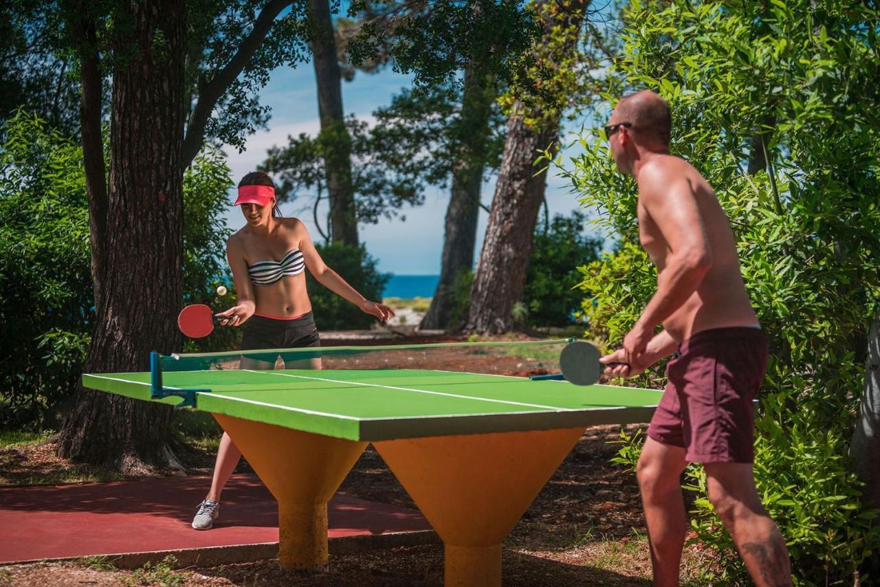 Camping Adria Mobile Homes In Brioni Sunny Camping Pula Buitenkant foto